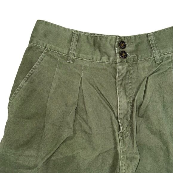 Forever 21 Solid Green High waisted Shorts 100% Cotton with Pockets Pleated L - Picture 3 of 12
